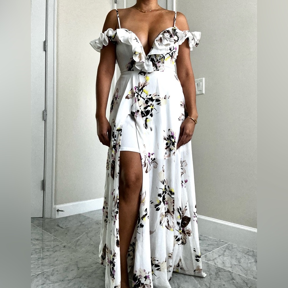 Beautiful long floral dress with straps